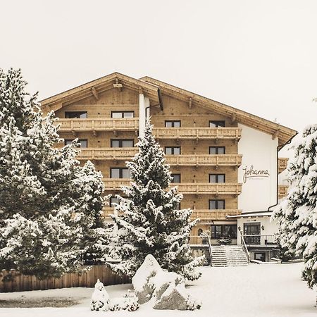 Hotel Johanna Mitten Im Oetztal 厄姆豪森 外观 照片