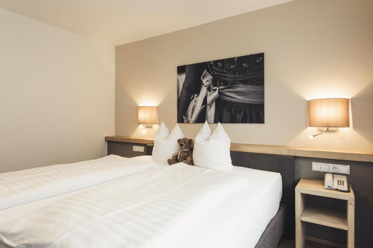 Hotel Johanna Mitten Im Oetztal 厄姆豪森 外观 照片